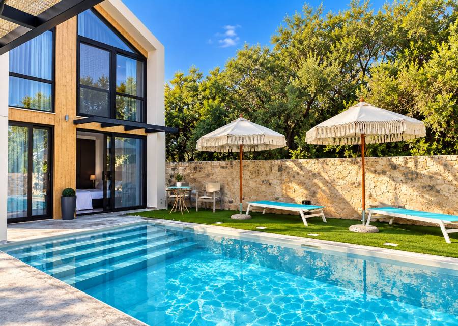 PARENTHESiS ViLLA